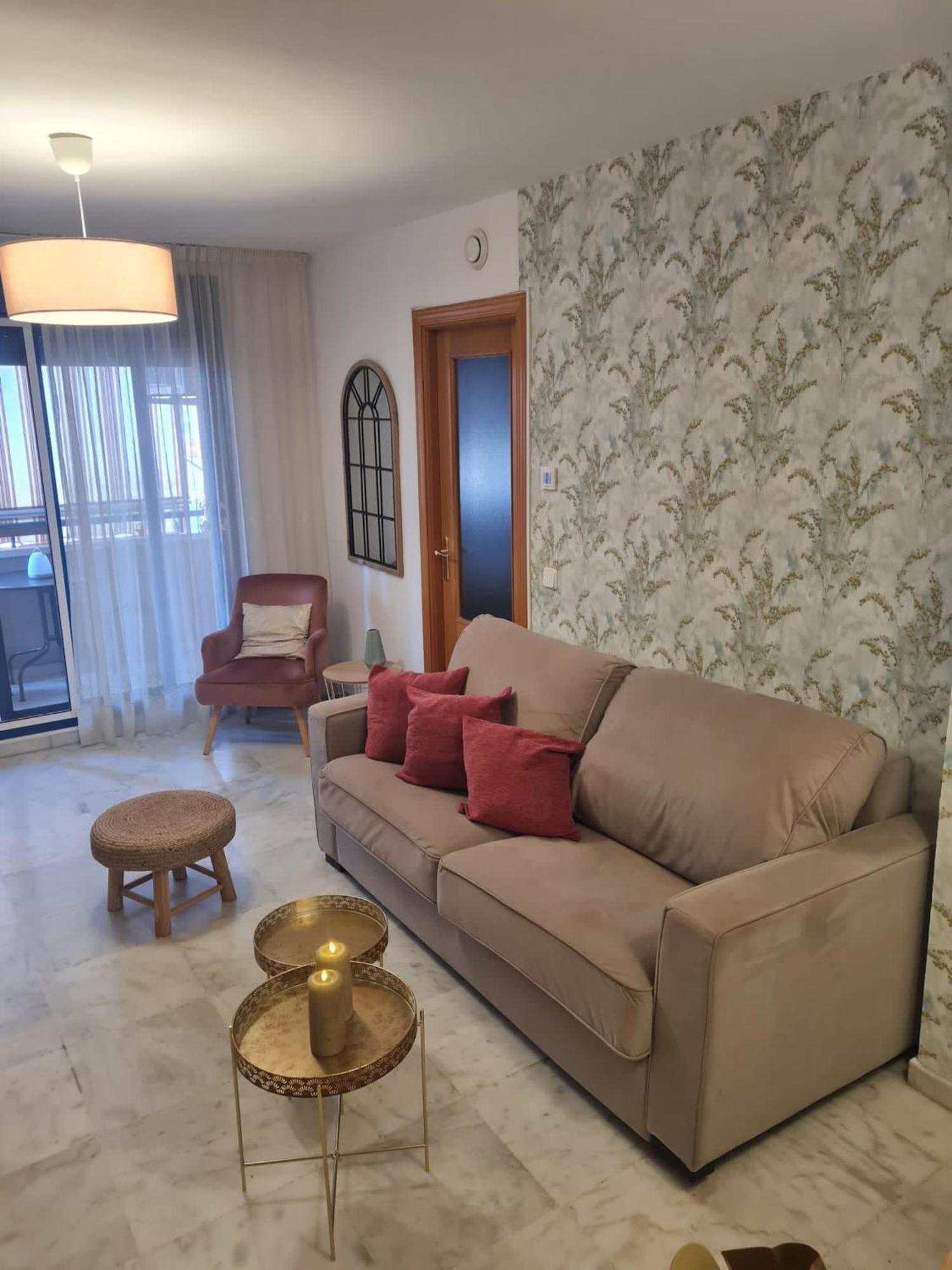 Lägenhet Holidays2malaga Ayala 450 Mts From & Terrace