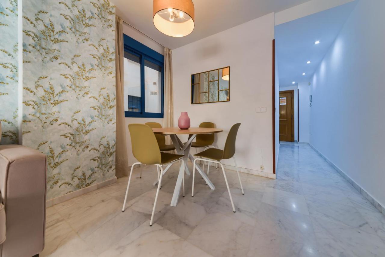 Holidays2malaga Ayala 450 Mts From & Terrace Malaga