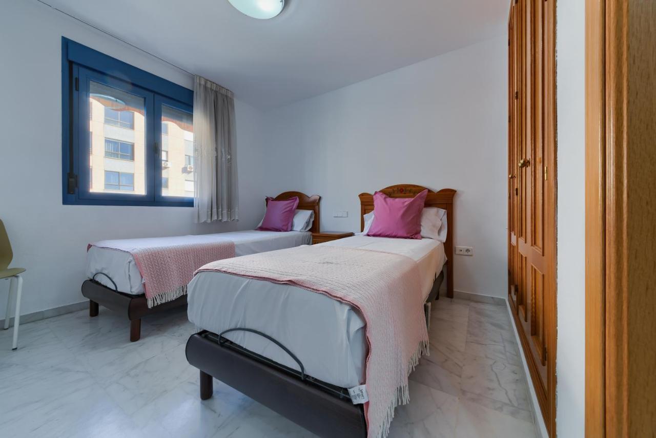 Apartment Holidays2malaga Ayala 450 Mts From & Terrace Malaga