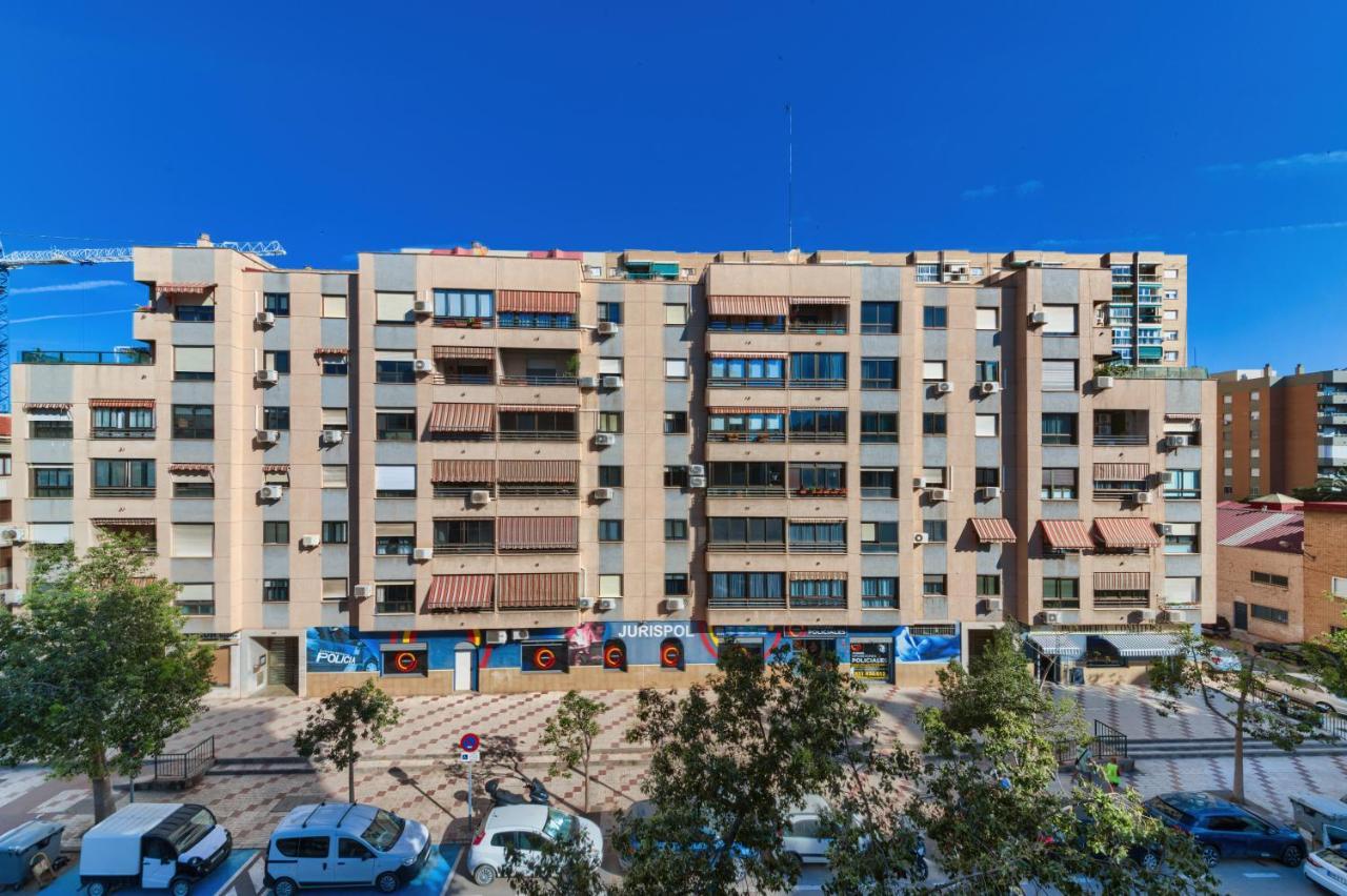Holidays2malaga Ayala 450 Mts From & Terrace * Malaga